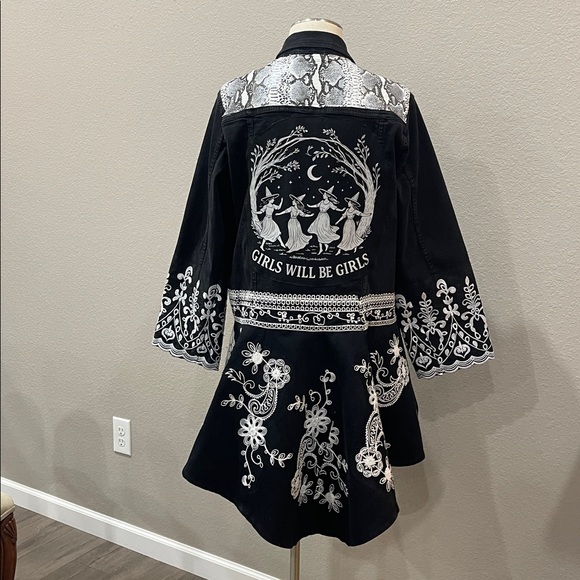 Upcycled Black Denim Jacket with Peplum & Floral Whitework Embroidery. Size M-L - Picture 1 of 15